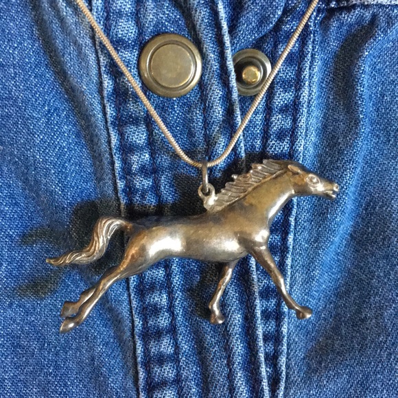 Jewelry - Stunning Sterling Vintage 🐎 Stallion Necklace